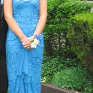 Beautiful blue Prom Dress
